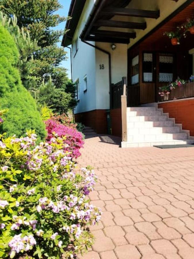 Pokoj W Warszawie-Wawer Varšava Exteriér fotografie